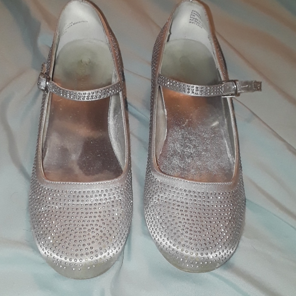 Girls dress shoes